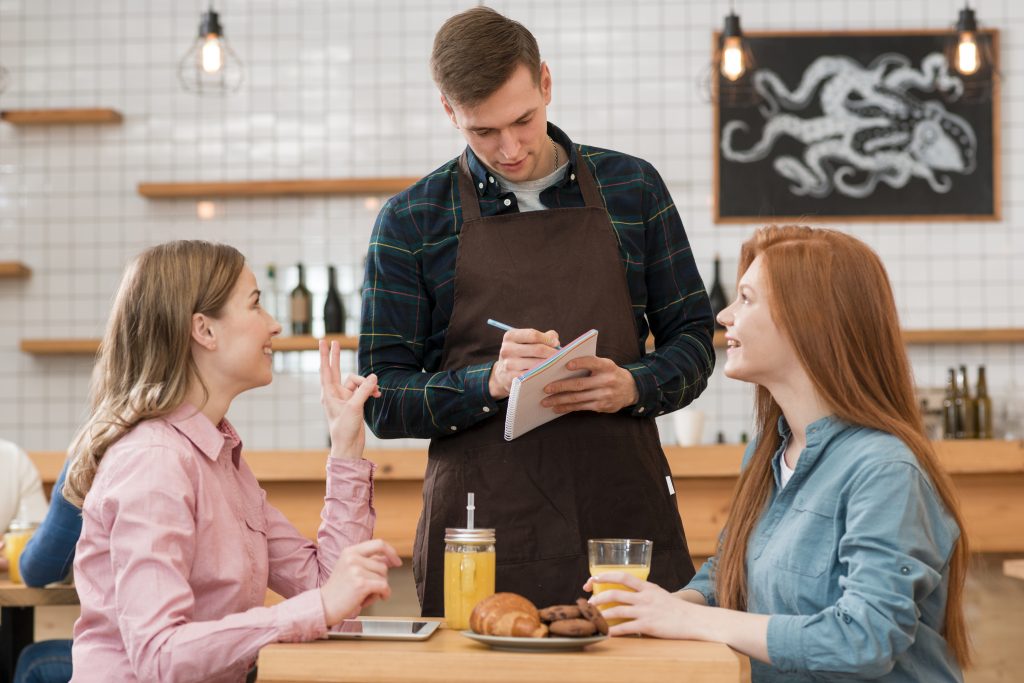 ¿Cómo puedes saber si los clientes de tu restaurante se han ido satisfechos?