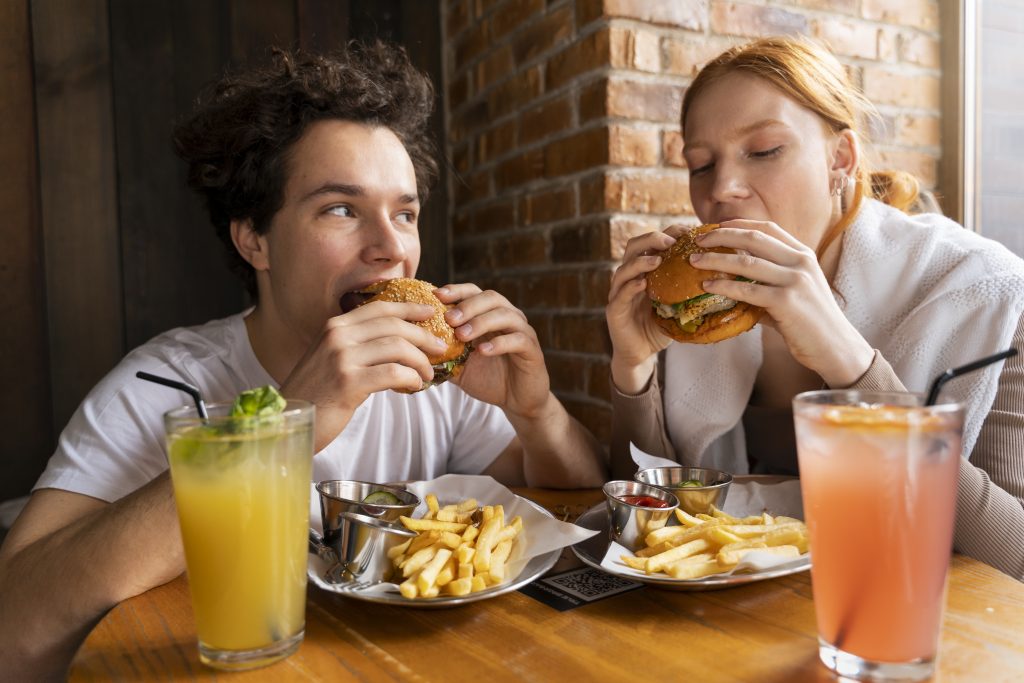 ¿Qué es un foodie y cómo atraerlo a tu establecimiento?